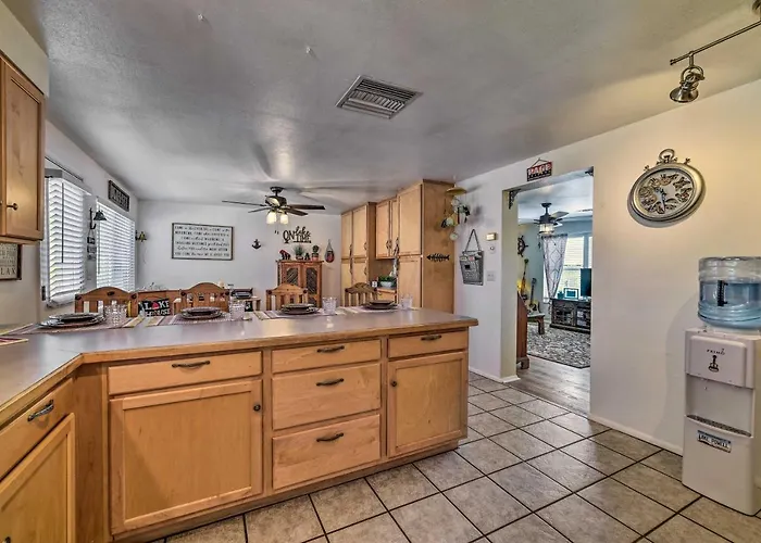 Ferienhaus 1 Mi To Antelope Canyon: 4br Family Page