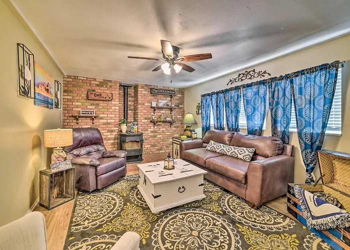 1 Mi To Antelope Canyon: 4br Family * Page