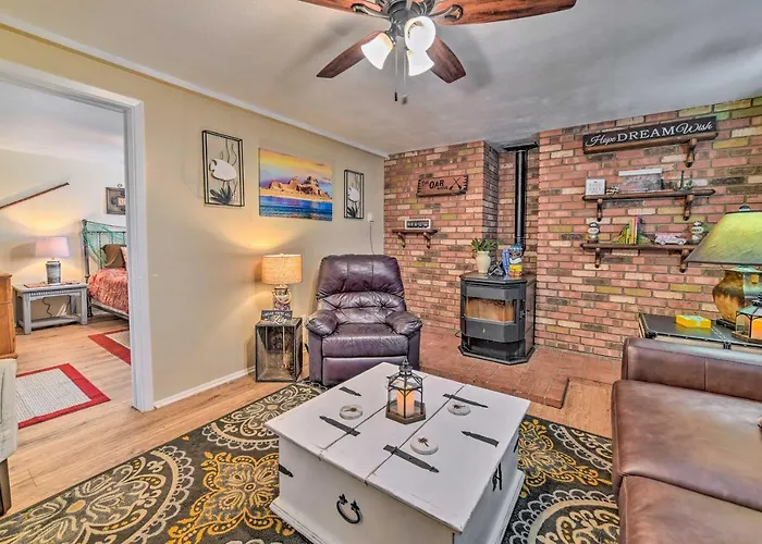 1 Mi To Antelope Canyon: 4br Family