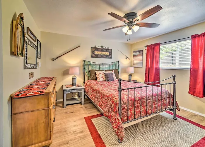 Ferienhaus 1 Mi To Antelope Canyon: 4br Family Page